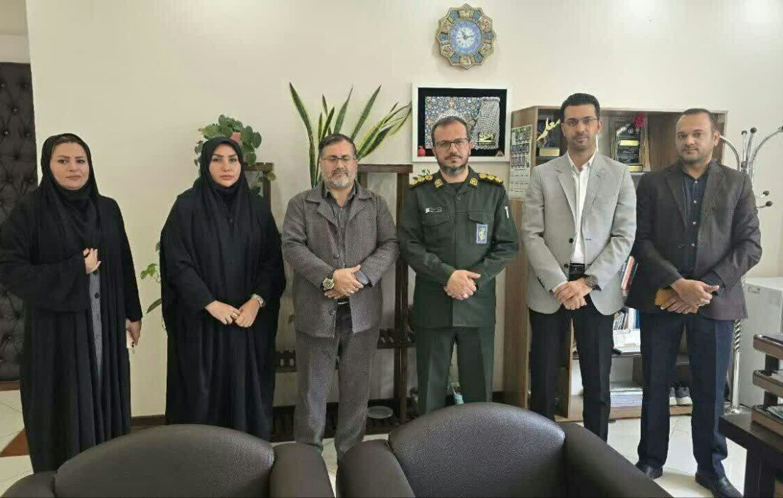 هم افزايى براى تحقق اهداف مجمع نظام مسائل با استفاده از ظرفيت نخبگانى فارس