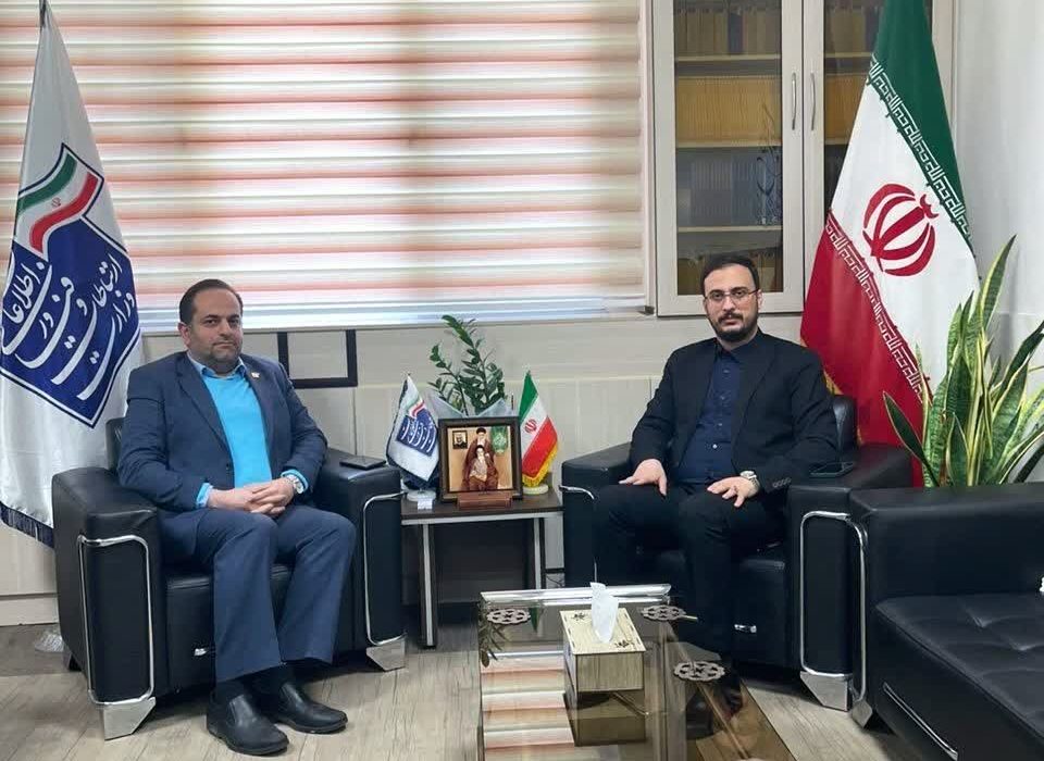 توسعه زیرساخت‌های ارتباطی در مناطق محروم اقدامی ارزشمند است