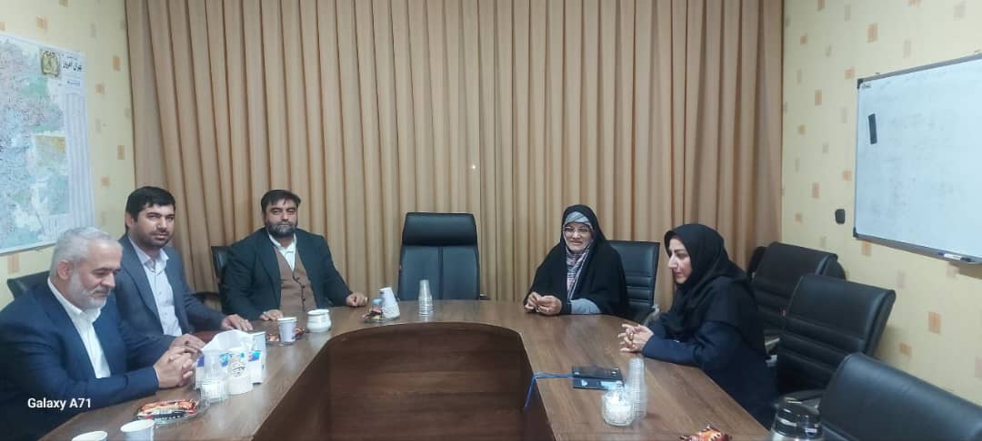 دیدار دبیر مجمع مشورتی نظام مسائل استان تهران با دبیرکل جمعیت اعتلای نهادهای مردمی انقلاب اسلامی خانم دکتر الهیان نماینده پیشین تهران، اسلامشهر، ری و شمیرانات
