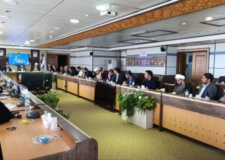 نشست هم اندیشی مجمع مشورتی نظام مسائل استان قم با مشاور استاندار و رییس برنامه ریزی ۴ ساله دستگاه های اجرایی استان