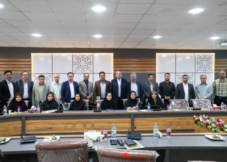 لارستان میزبان نخبگان و مسئولان استان فارس در نخستین اجلاس مجمع مشورتی نظام مسائل استان