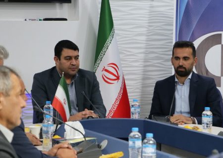 نشست مجمع مشورتی نظام مسائل استان کردستان با حضور دبیرکل مجمع نظام مسائل کشور برگزار شد