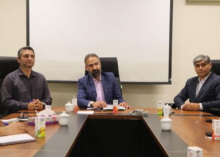 نخبگان قزوین برای حل مسائل استان هم‌مسیر شدند